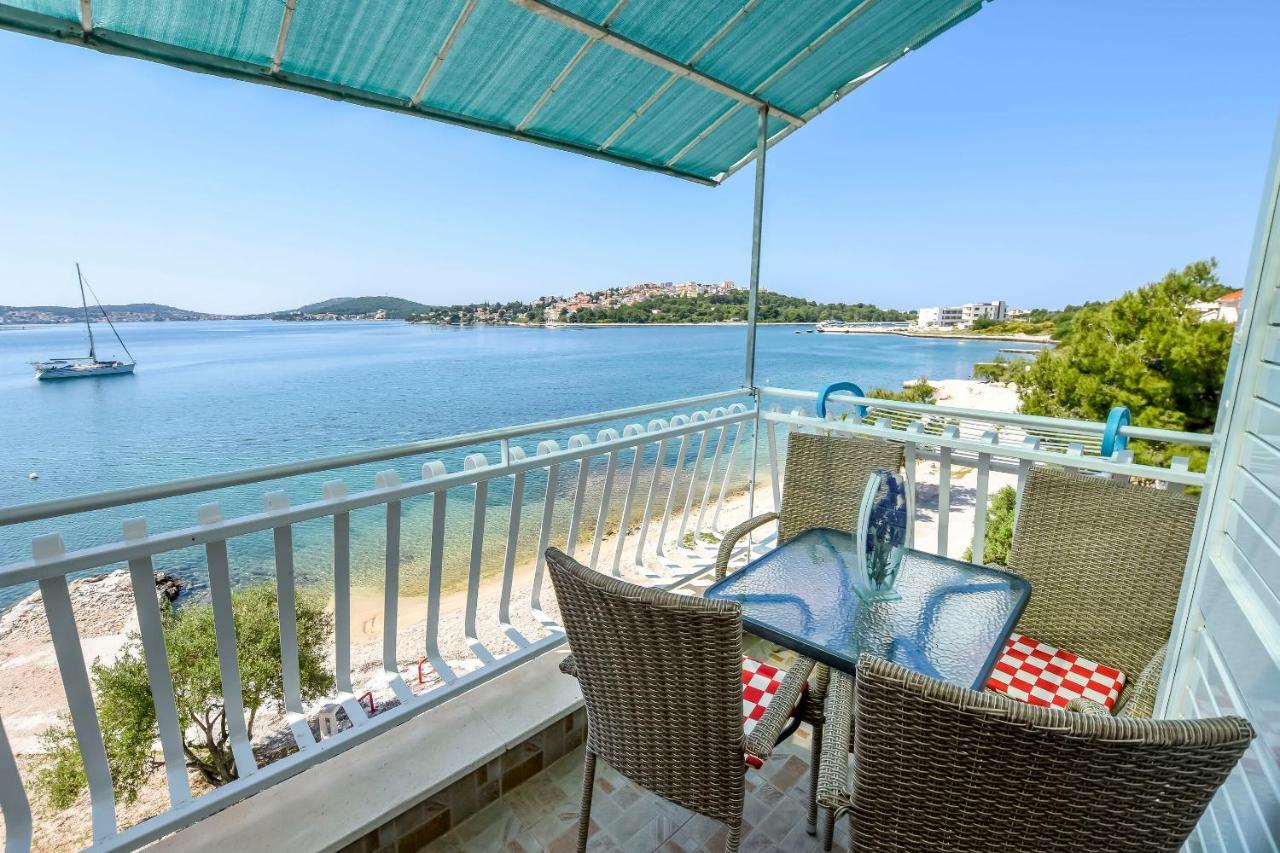 Apartments Silvana Rogoznica  Luaran gambar