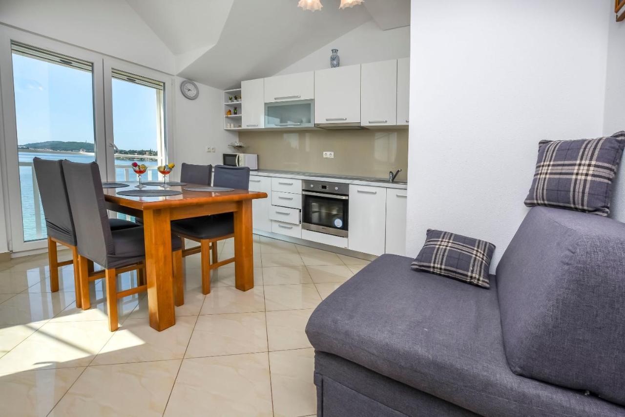 Apartments Silvana Rogoznica  Luaran gambar